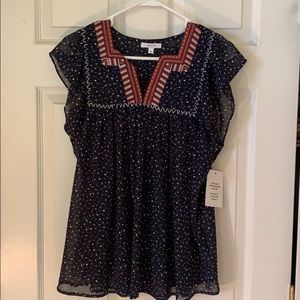 Stella and Dot blouse. Navy and white